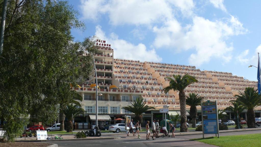 Відпочинок в готелі Palm Garden