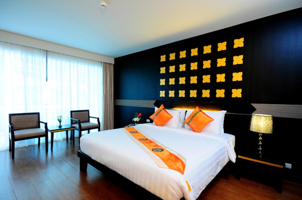 Hotel prices Crystal Palace Pattaya 