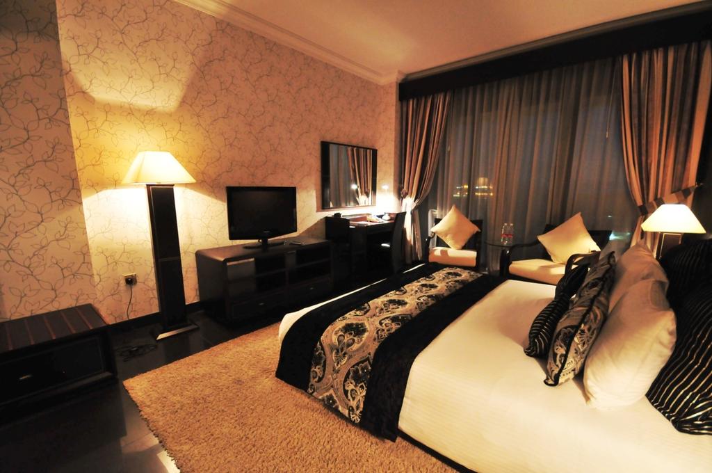 Відгуки про готелі Abjar Grand Hotel