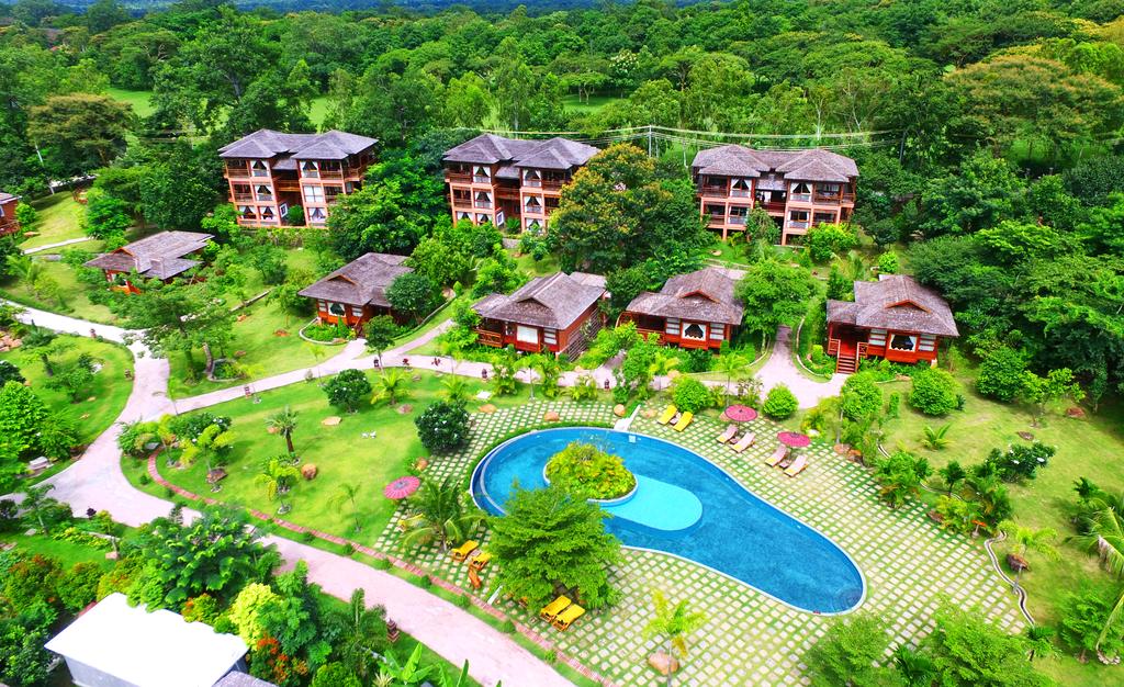 Popa Mountain Resort Hotel, Bagan, photos of tours