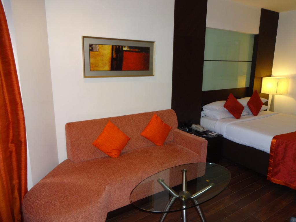 Tours to the hotel The Residency Chennai