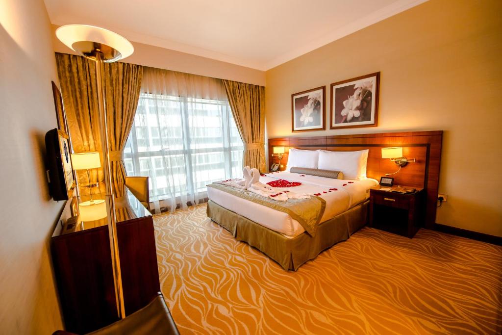 Горящие туры в отель Grand Mercure Abu Dhabi Абу-Даби