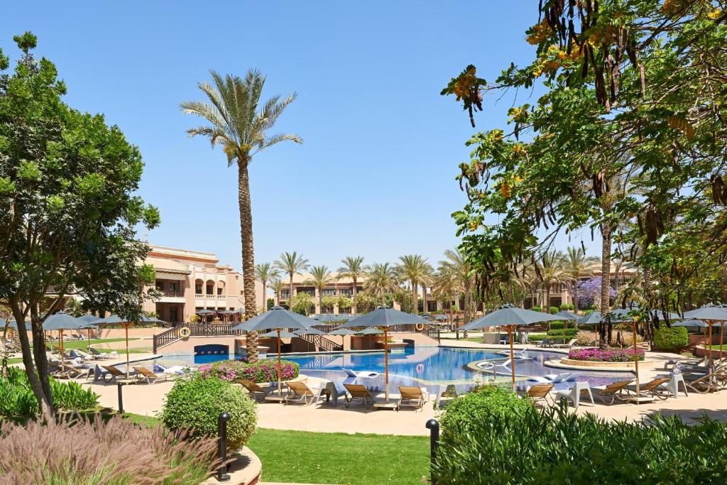 The Westin Cairo Golf Resort & Spa photos of tourists
