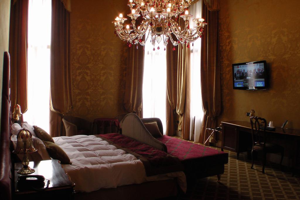 Туры в отель Pesaro Palace
