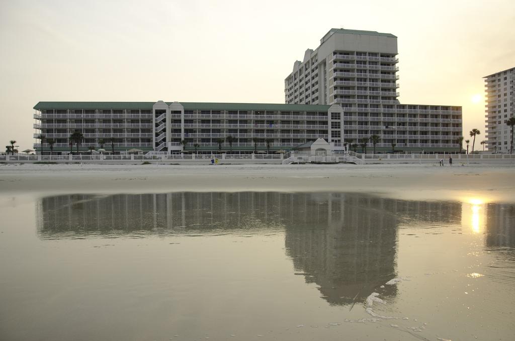Відпочинок в готелі Daytona Beach Resort And Conference Center