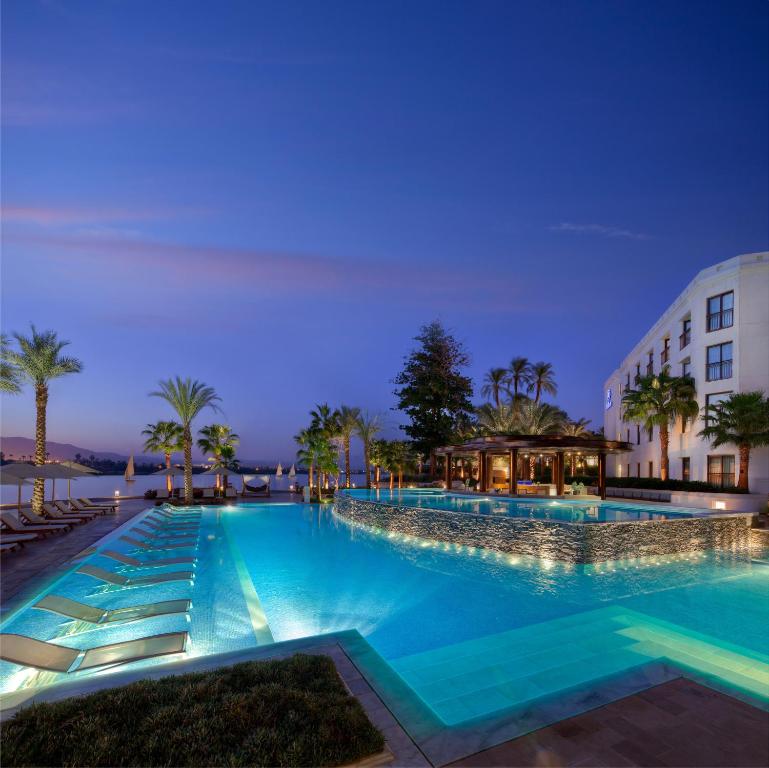 Горящие туры в отель Hilton Luxor Resort & Spa