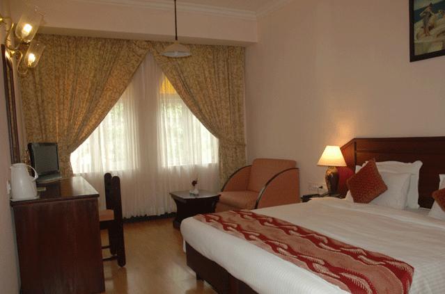 Hotel guest reviews Fort Munnar