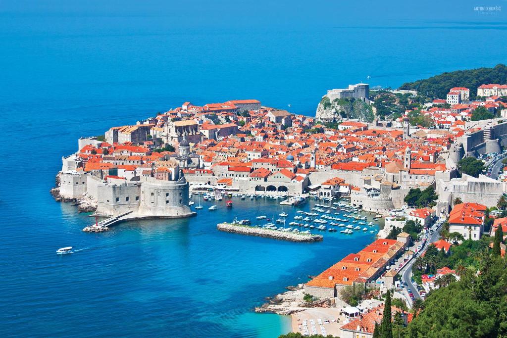 Apartments And Rooms Perla, South Dalmatia, Croatia, photos of tours