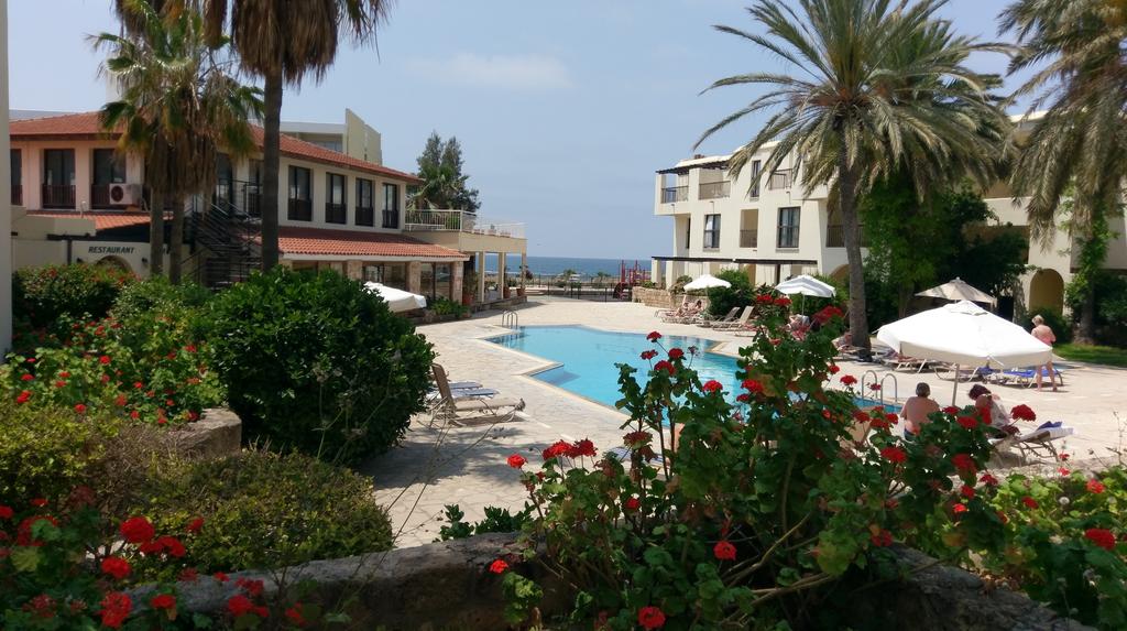 Горящие туры в отель Panareti Paphos Resort Пафос Кипр