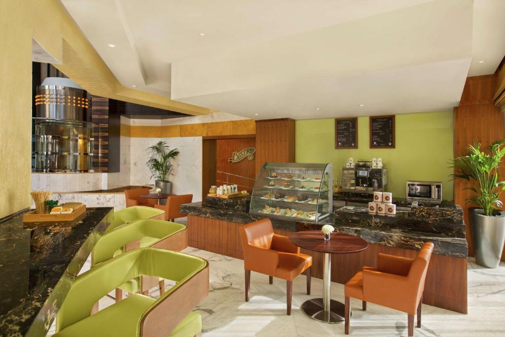 Готель, ОАЕ, Дубай (місто), Doubletree by Hilton Hotel & Residences Dubai – Al Barsha
