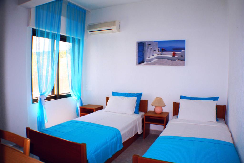 Цены в отеле Salonikiou Beach Deluxe Apartments
