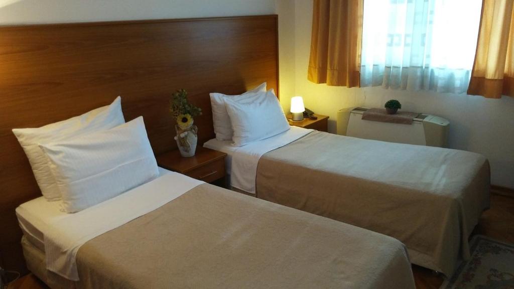 Горящие туры в отель Hotel Ambasador Подгорица Черногория