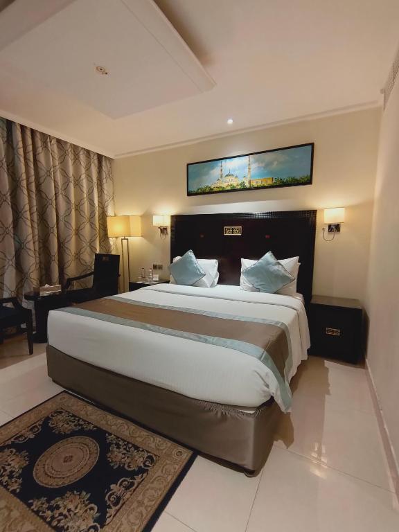 Smana Hotel Al Raffa, Дубай (город) цены