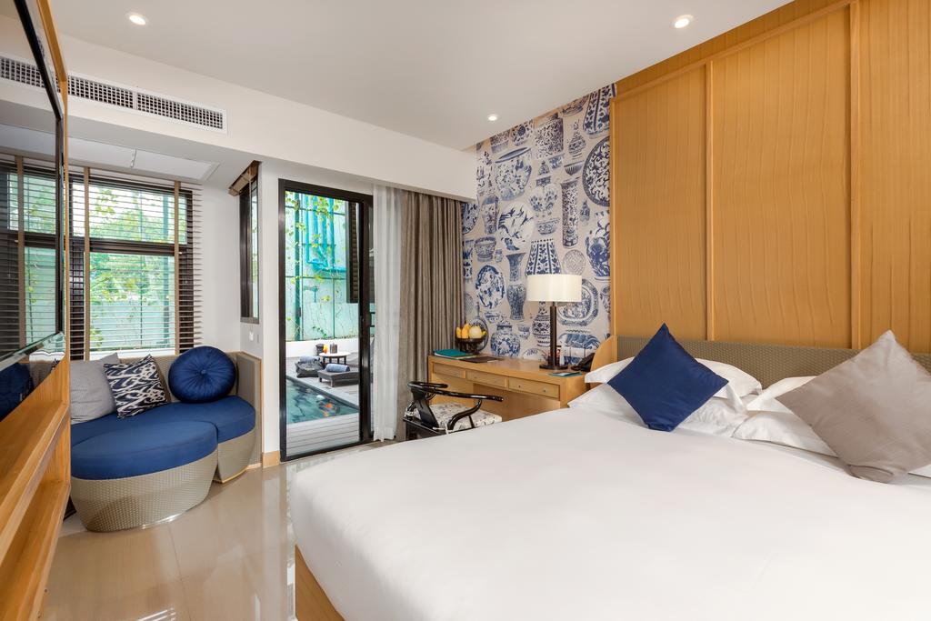 Отель, Outrigger Surin Beach Resort (Ex. Manathai Surin Phuket)