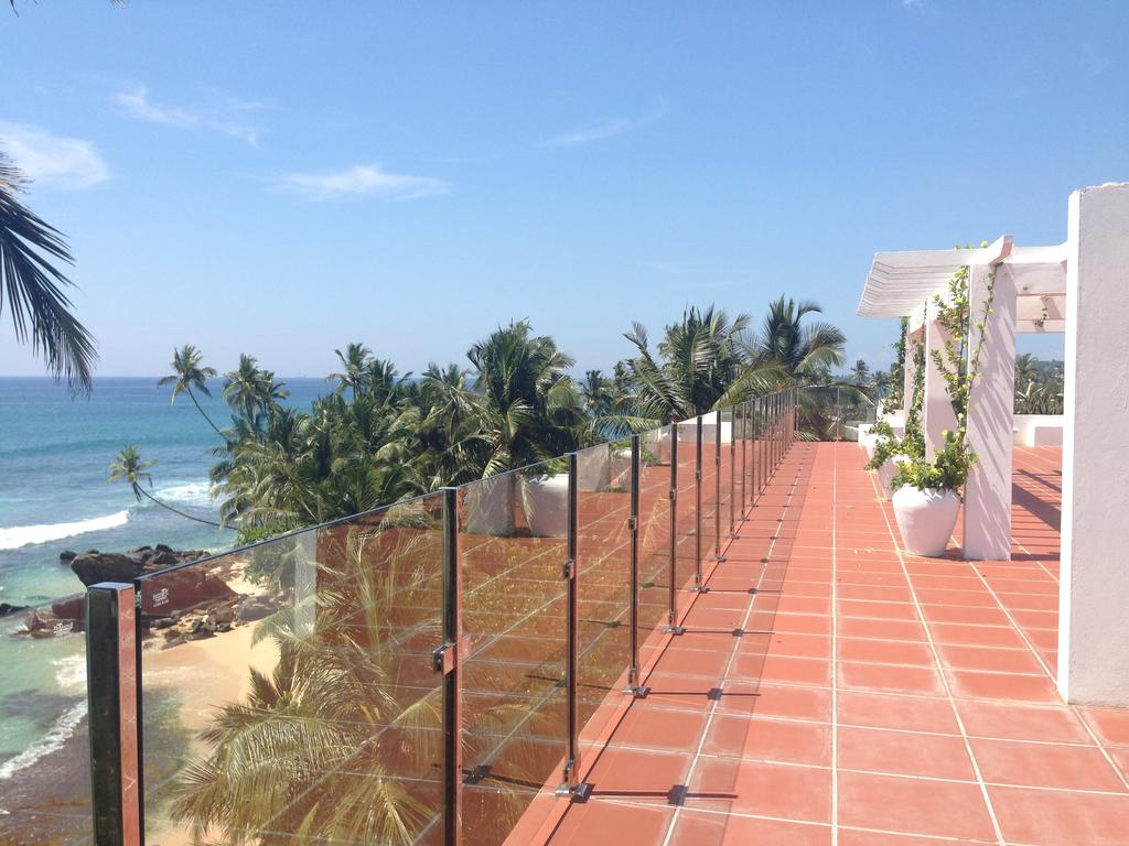 Туры в отель Sayura Beach Hotel Унаватуна Шри-Ланка