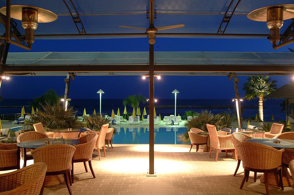 Горящие туры в отель Palm Beach Hotel Ларнака Кипр