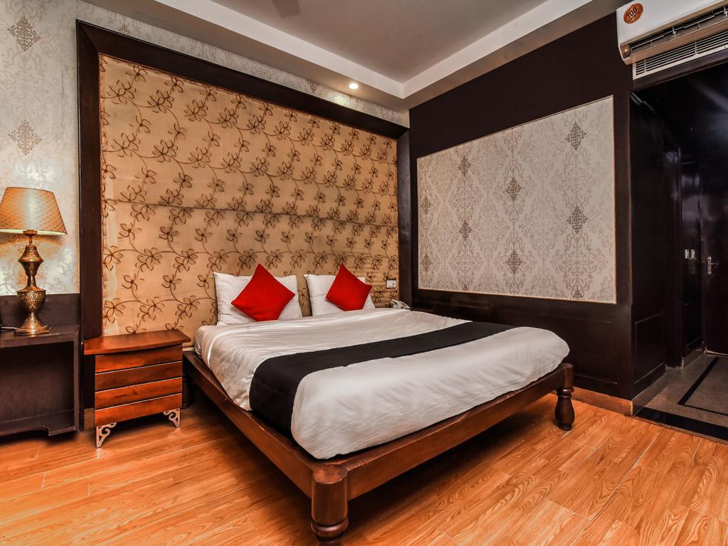 Агра Hotel Utkarsh Villa цены