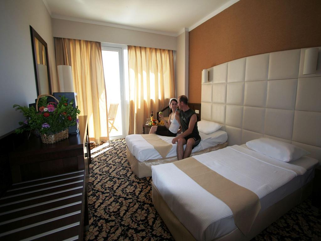 Гарячі тури в готель Fortezza Beach Resort (ex. Marmaris Resort) Мармарис