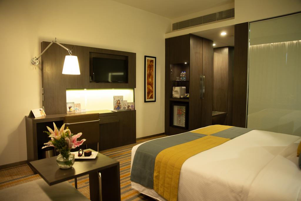 Indie Novotel Kolkata Hotel and Residences