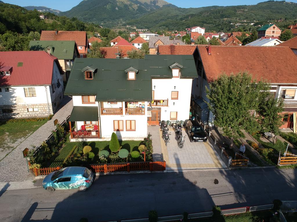 Отдых в отеле Sandra Колашин Черногория
