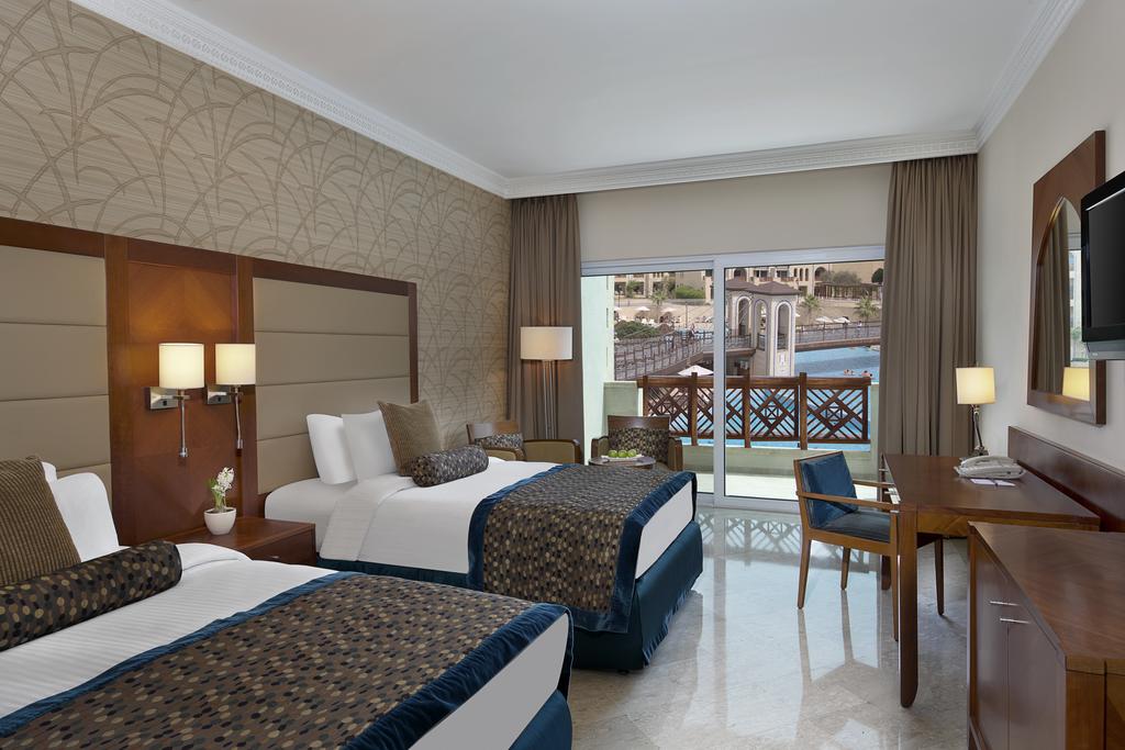 Отзывы об отеле Crowne Plaza Jordan Dead Sea