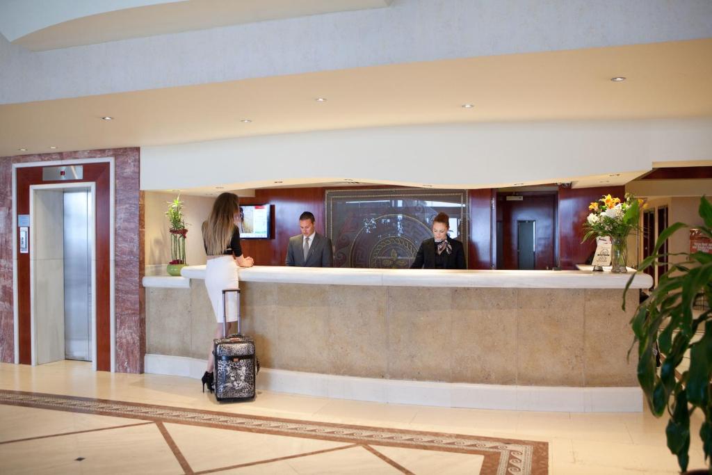 Отзывы гостей отеля Mediterranean Hotel