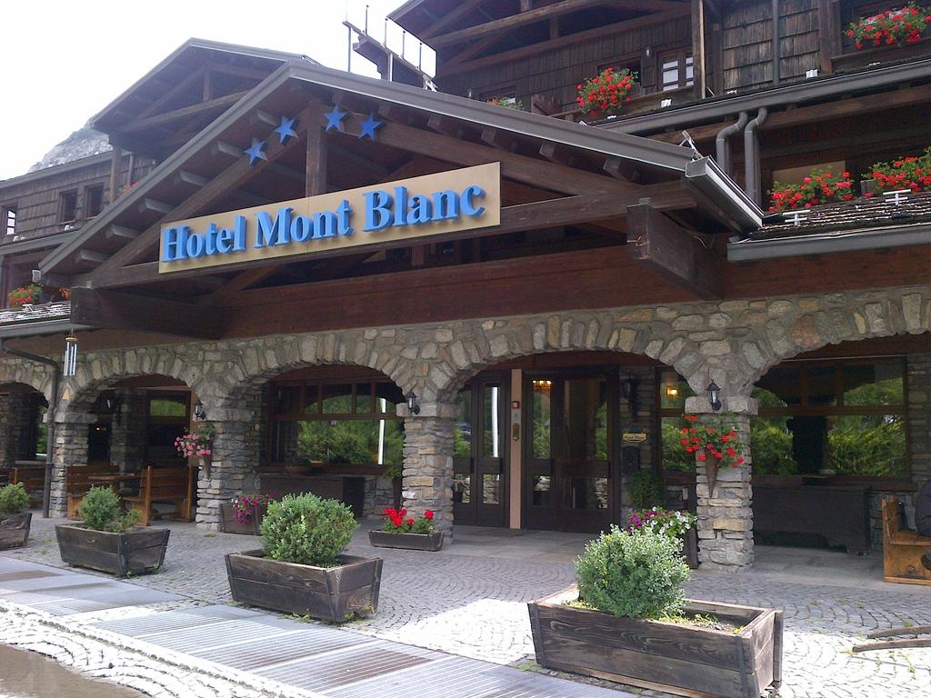 Фото отеля Mont Blanc