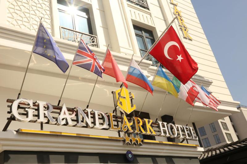 Otel Grand Lark İstanbul, Турция