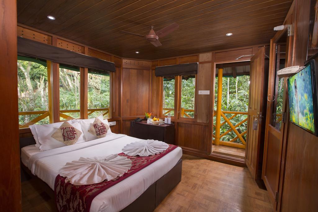 Hot tours in Hotel Dream Catcher Plantation Bison Vally Cochin India