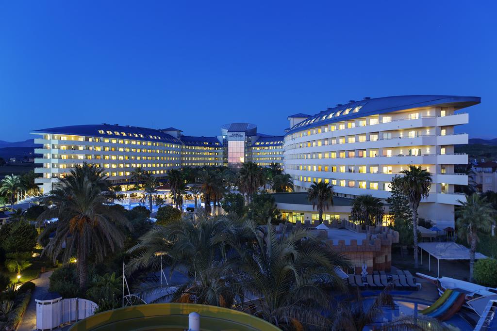 Відпочинок в готелі Crystal Admiral Resort Suites & Spa Сіде Туреччина