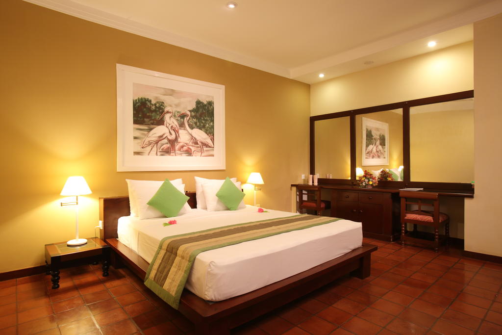 Гарячі тури в готель Club Palm Bay Маравіла Шрі-Ланка