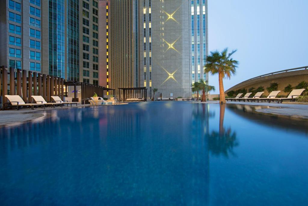 Горящие туры в отель Sofitel Abu Dhabi Corniche Абу-Даби ОАЭ