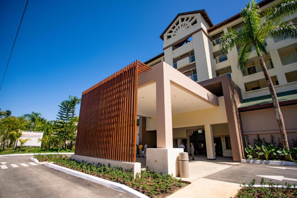 Готель, 4, Coral Costa Caribe Resort