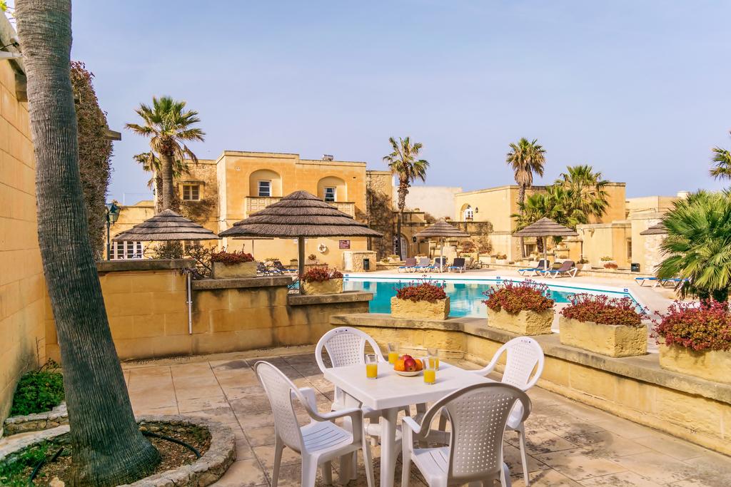 Туры в отель Gozo Village