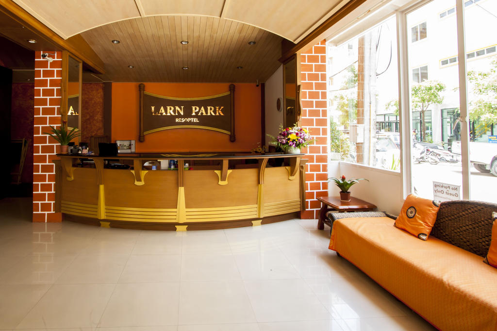 Larn Park Resortel, Патонг ціни