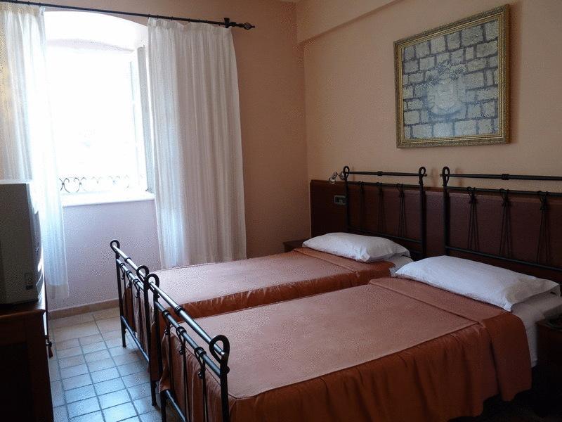 Горящие туры в отель Hotel Splendido Прчань Черногория