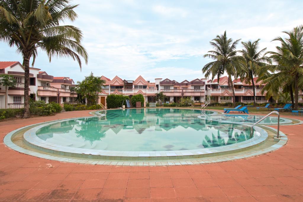 Lotus Beach Resort, Бенаулим