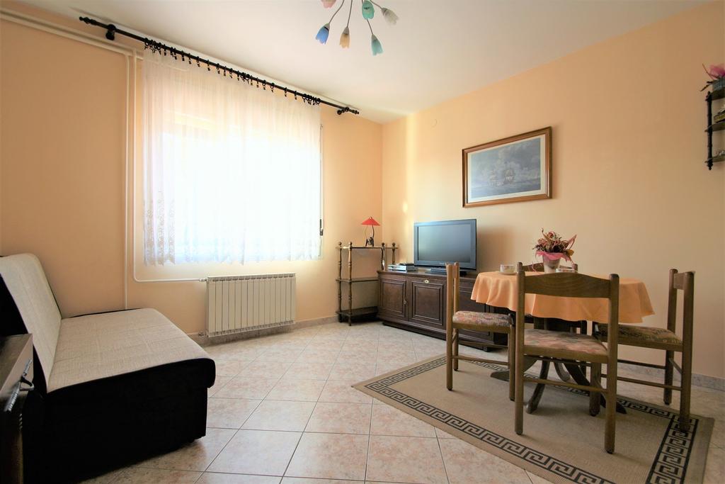 Hotel prices Zrnic Private Apartment