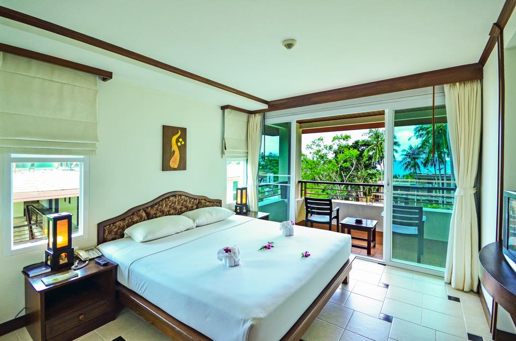Відпочинок в готелі Orchidacea Resort пляж Ката Таїланд