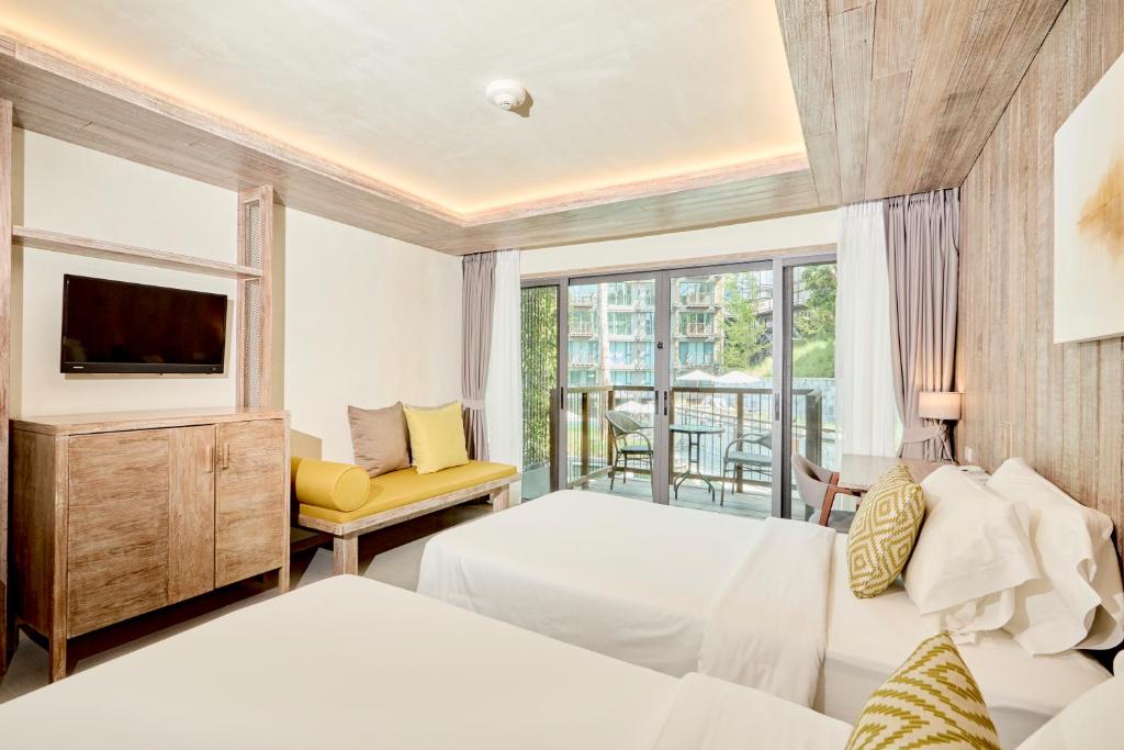 Відпочинок в готелі Dinso Resort & Villas Phuket Vignette Collection Пхукет