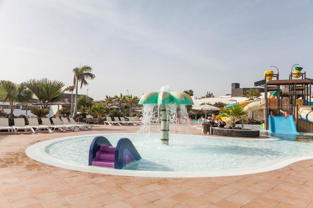 Отель, Pierre & Vacances Fuerteventura Origomare