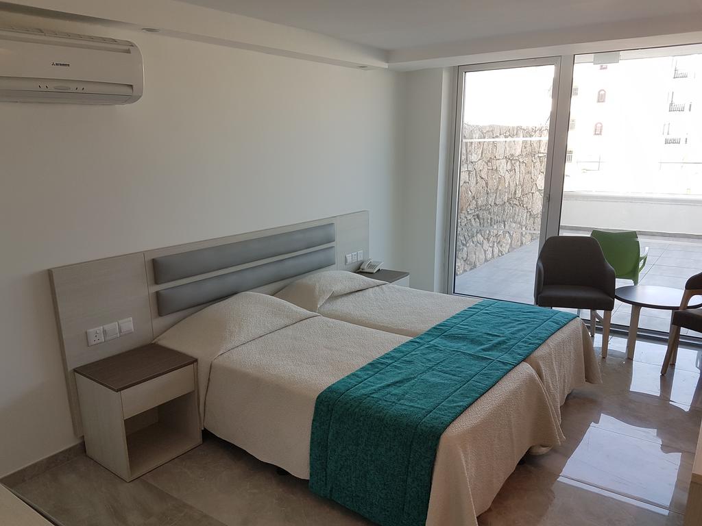 Melini Hotel Apartments, Cypr, Protaras, wakacje, zdjęcia i recenzje
