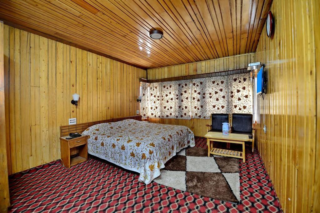 Туры в отель Hotel Affarwat Гульмарг Индия
