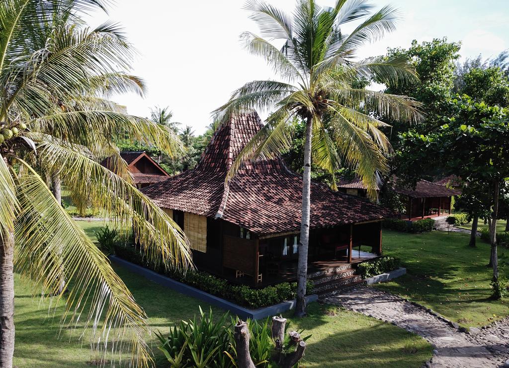Tours to the hotel Desa Dunia Beda Beach Resort Lombok (island)