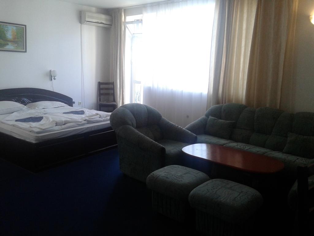 Hot tours in Hotel Elena Palace Nessebar Bulgaria