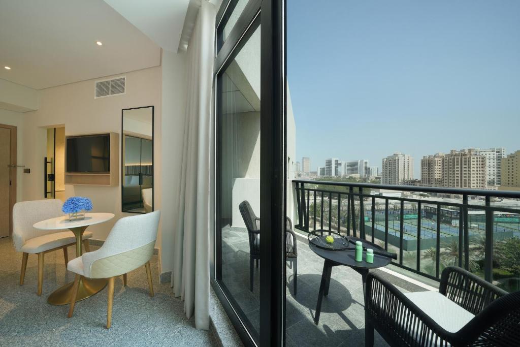 Відгуки про готелі Arabian Park Dubai, an Edge by Rotana Hotel