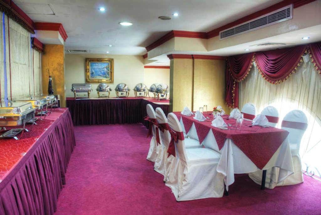 Recenzje turystów Al Maha Regency Hotel Suites