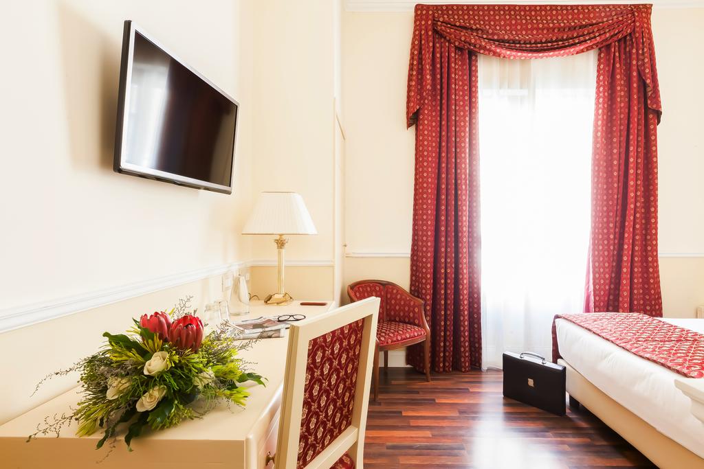 Відпочинок в готелі Grand Hotel Ritz Roma Рим Італія