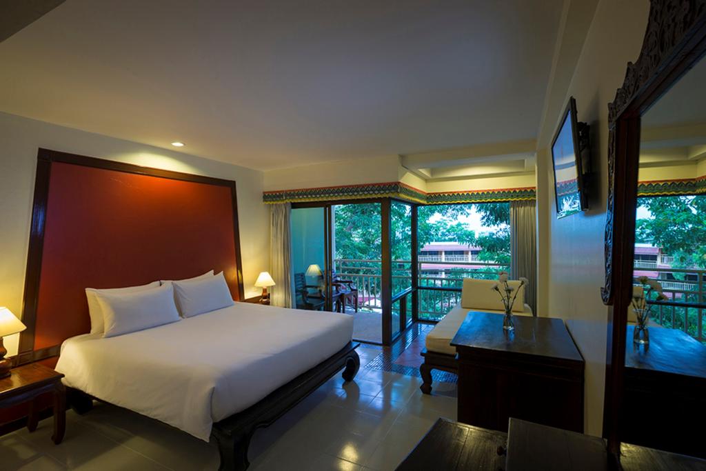 Фото готелю Chanalai Flora Resort