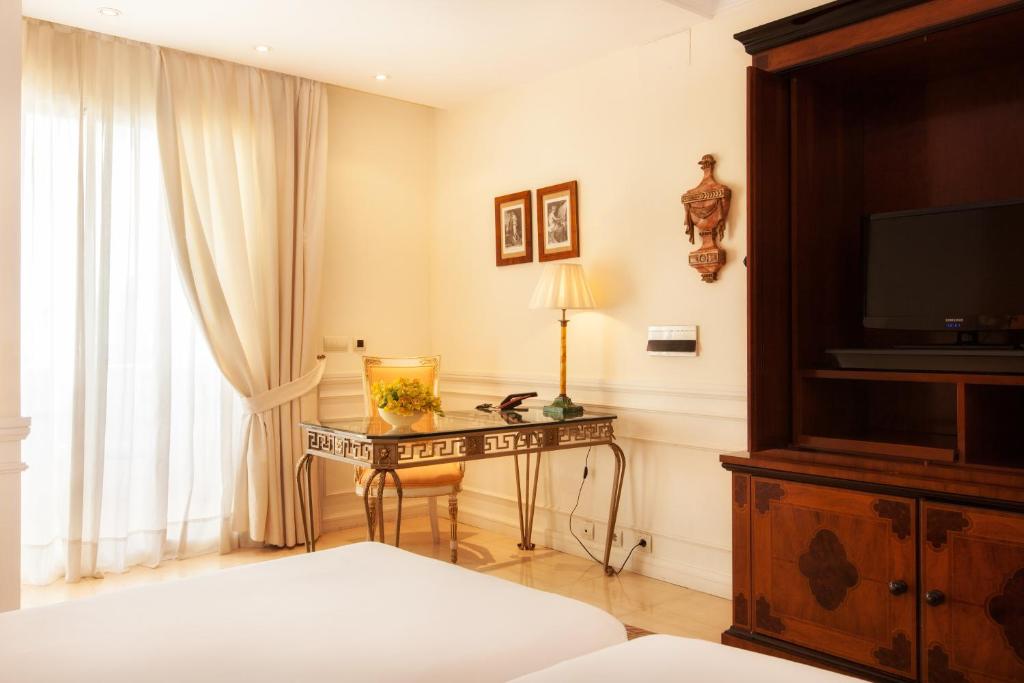 Отдых в отеле Guadalpin suites Коста-дель-Соль Испания